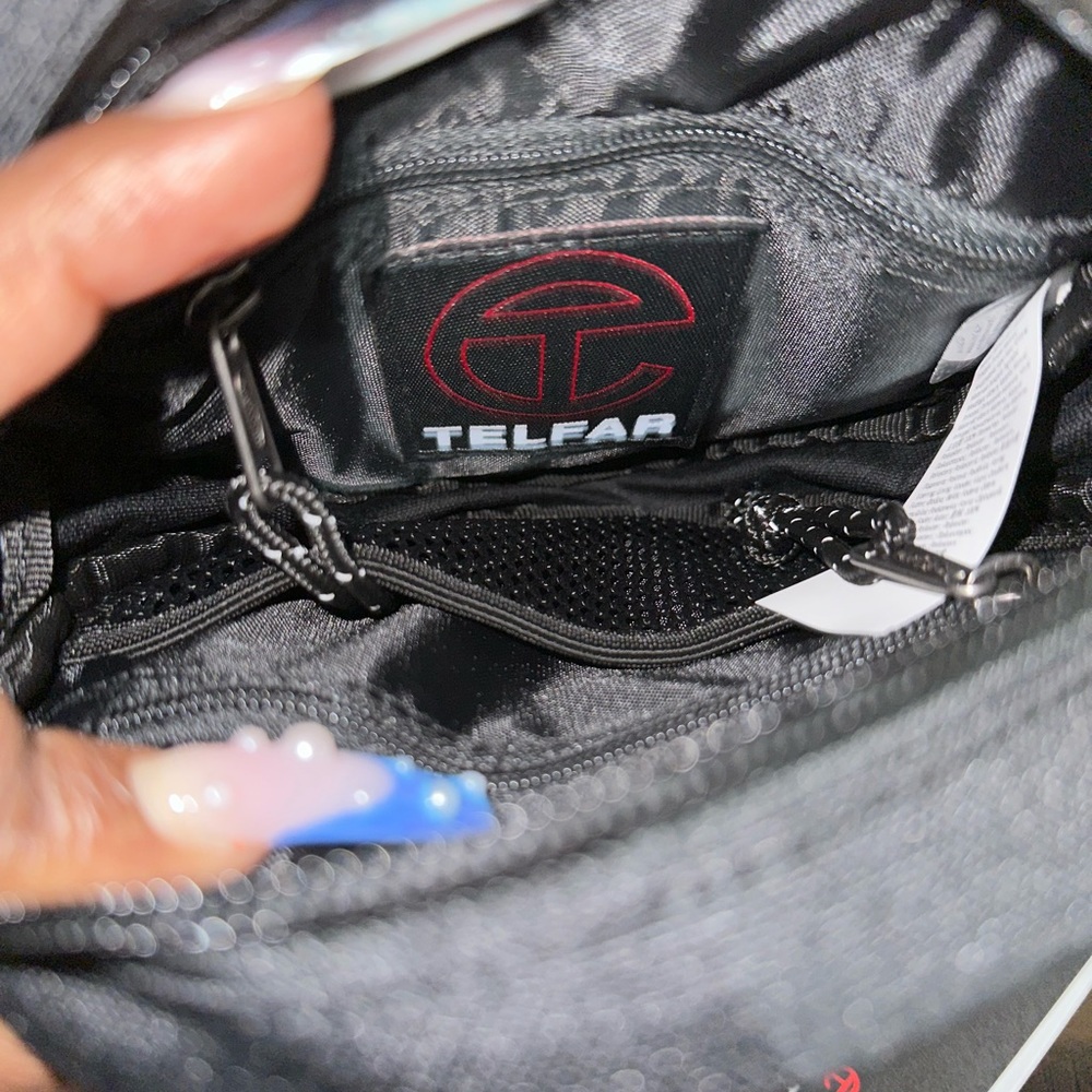 Eastpak x Telfar Circle Bag - Black - Picture 5 of 8